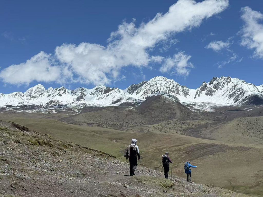 Yala Trek Sichuan